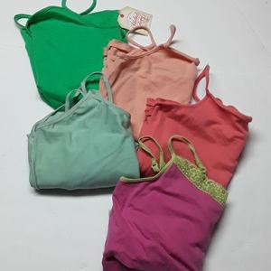 🚨5 Girls Lg. Tank Tops